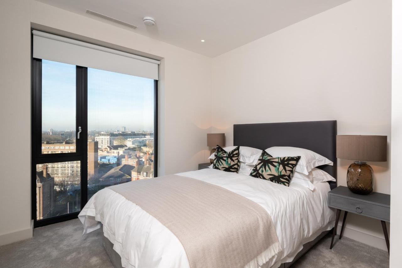 Modern Family Home Close To Victoria Station By Underthedoormat London Bagian luar foto