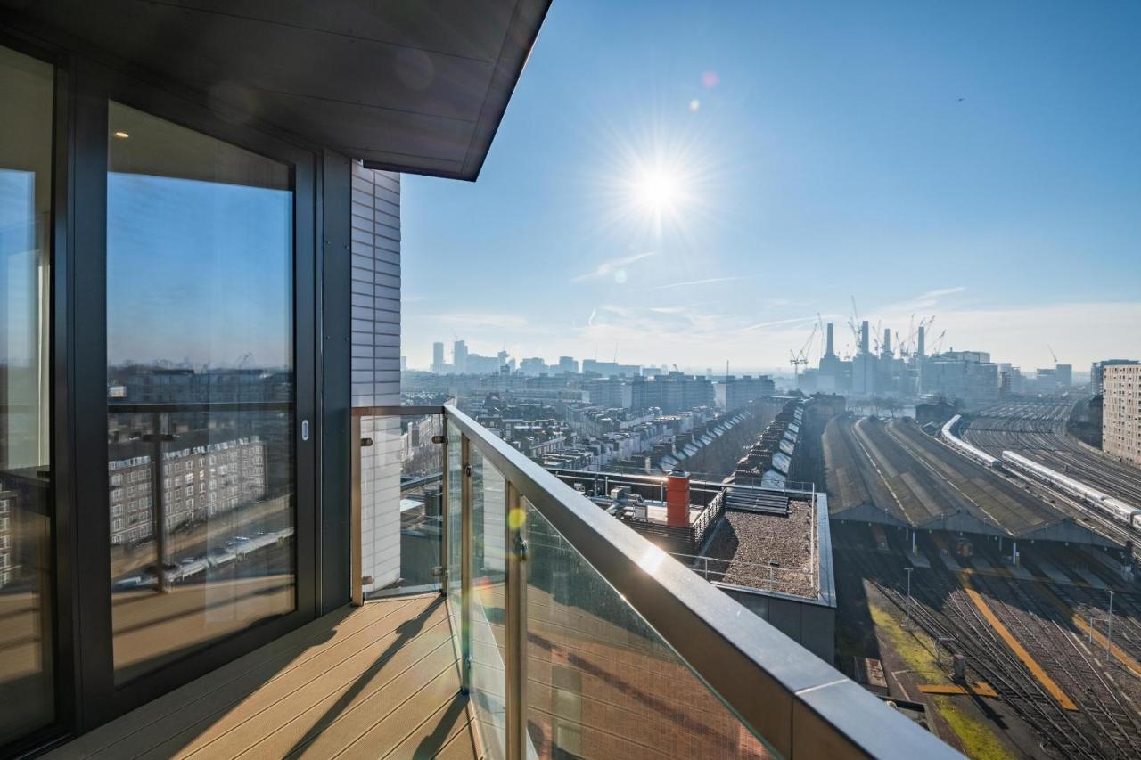 Modern Family Home Close To Victoria Station By Underthedoormat London Bagian luar foto