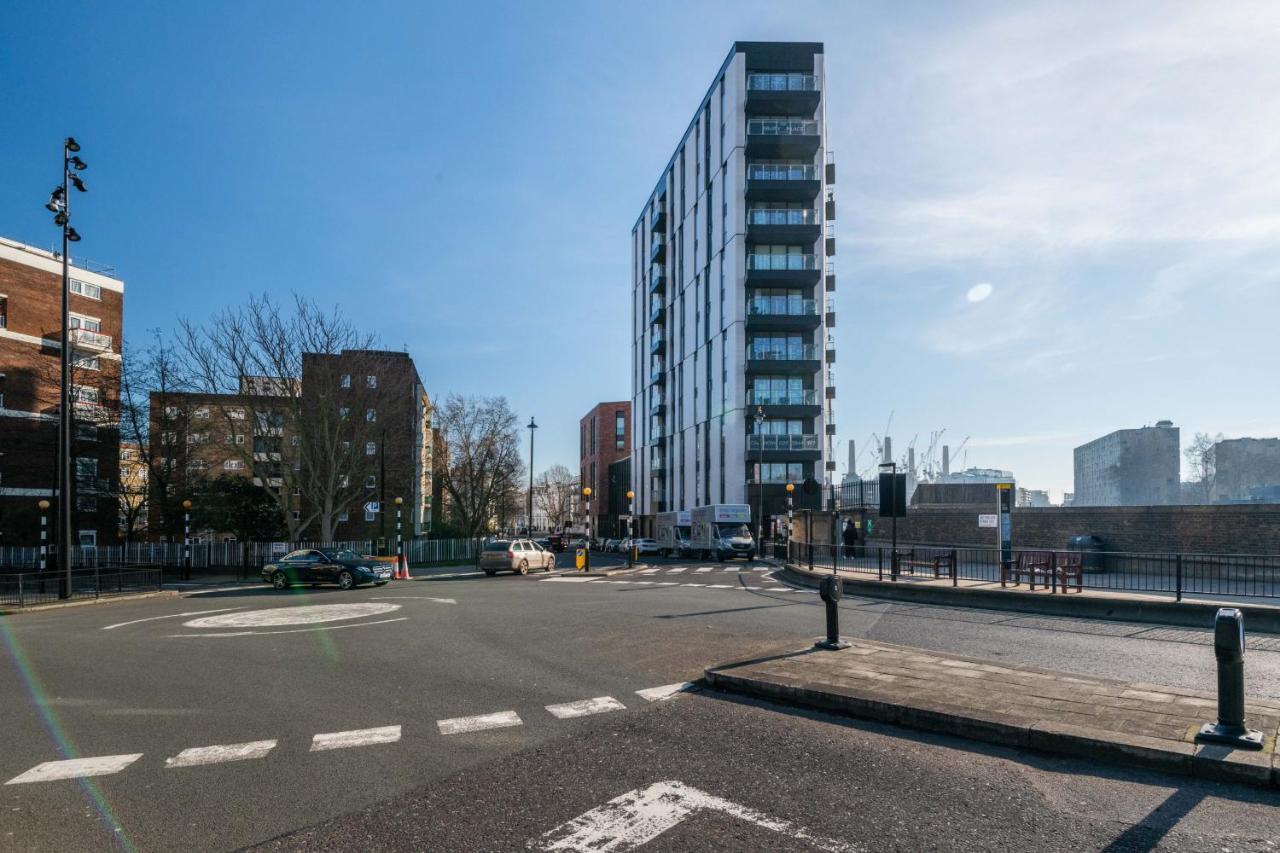 Modern Family Home Close To Victoria Station By Underthedoormat London Bagian luar foto
